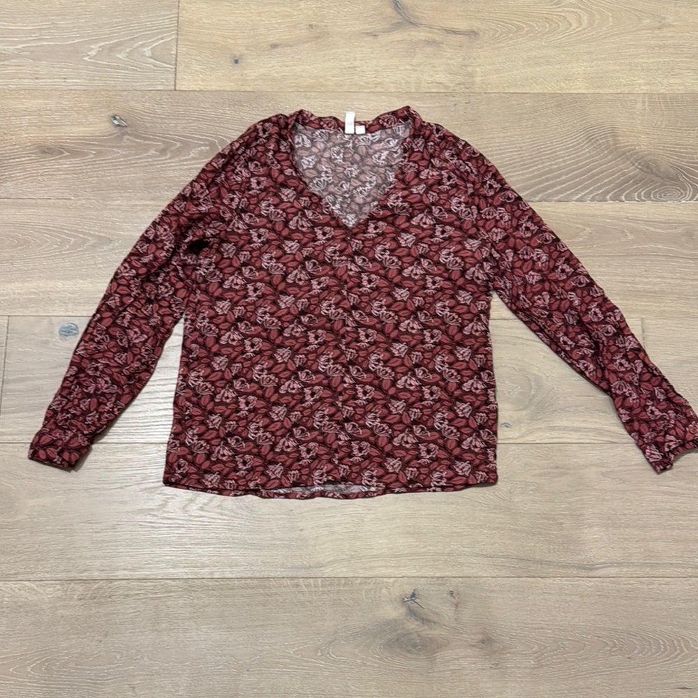 Floral V-Neck Blouse in Burgundy and Pink